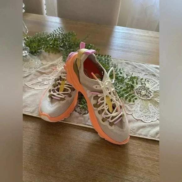 FP Movement SOREL Kinetic Breakthru Tech Sneakers Size 6.5 NWOT $135 - Picture 5 of 10